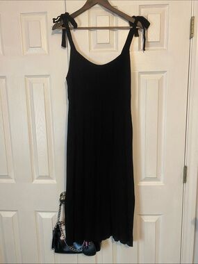 Black Tie-Shoulder Midi Dress